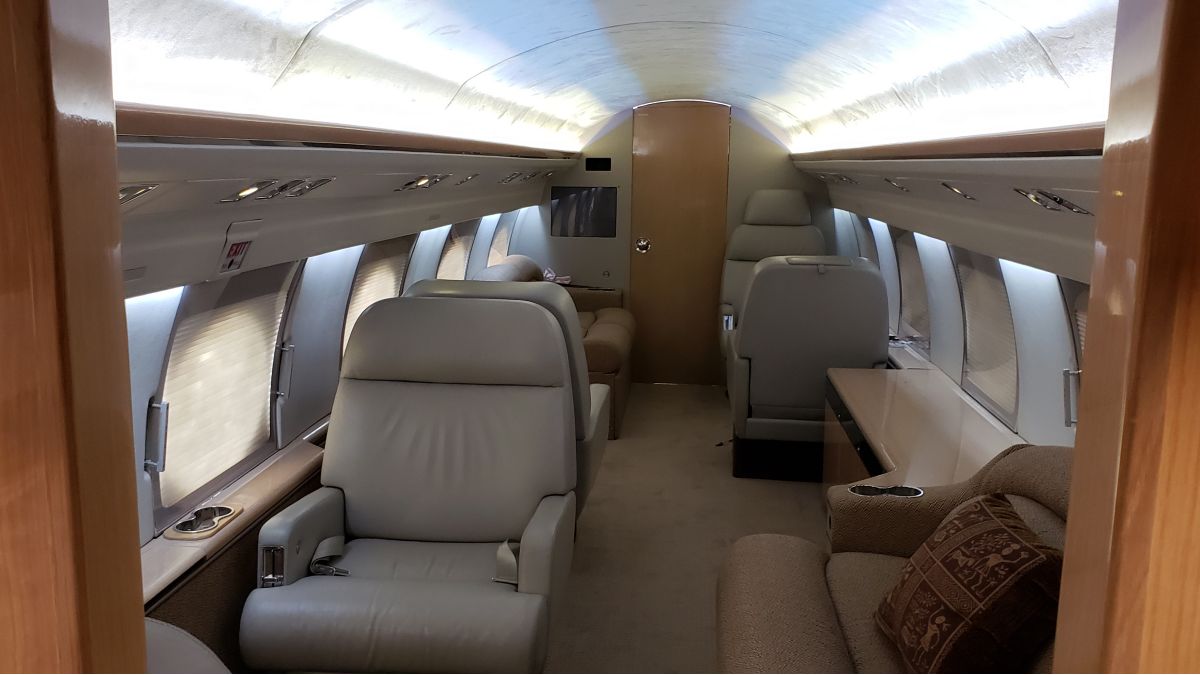 Mid Size Exective Jet interior cabin