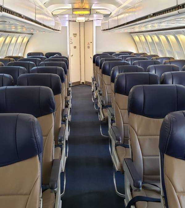 Boeing 737 interior